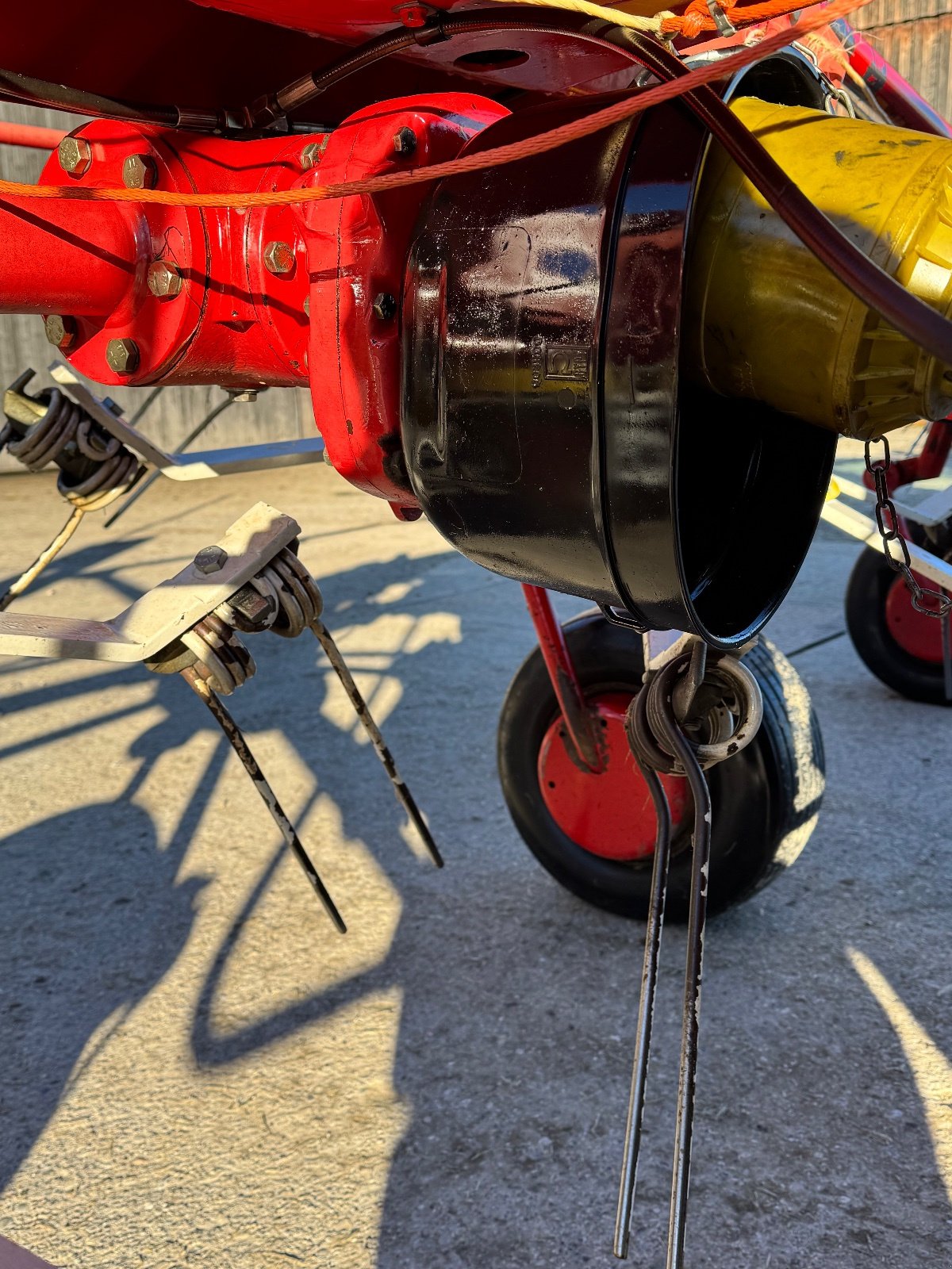 Kreiselheuer of the type Pöttinger EuroHit 80 NZ, Gebrauchtmaschine in Germaringen (Picture 3)