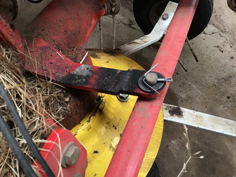 Kreiselheuer des Typs Pöttinger EUROHIT 91 A, Gebrauchtmaschine in DIFFENBACH-LES-HELLIMER (Bild 8)