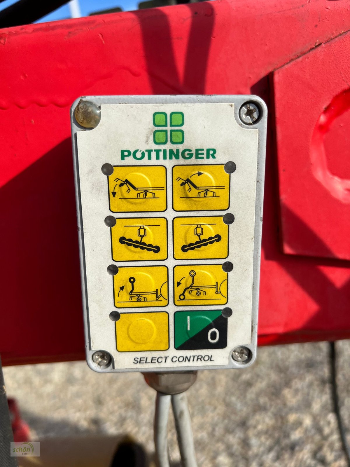 Kreiselheuer des Typs Pöttinger Eurohit 91 AZ - ein 8-er Kreiselheuer mit hydraulisch-klappbarem Transportfahrgestell, Gebrauchtmaschine in Burgrieden (Bild 27)