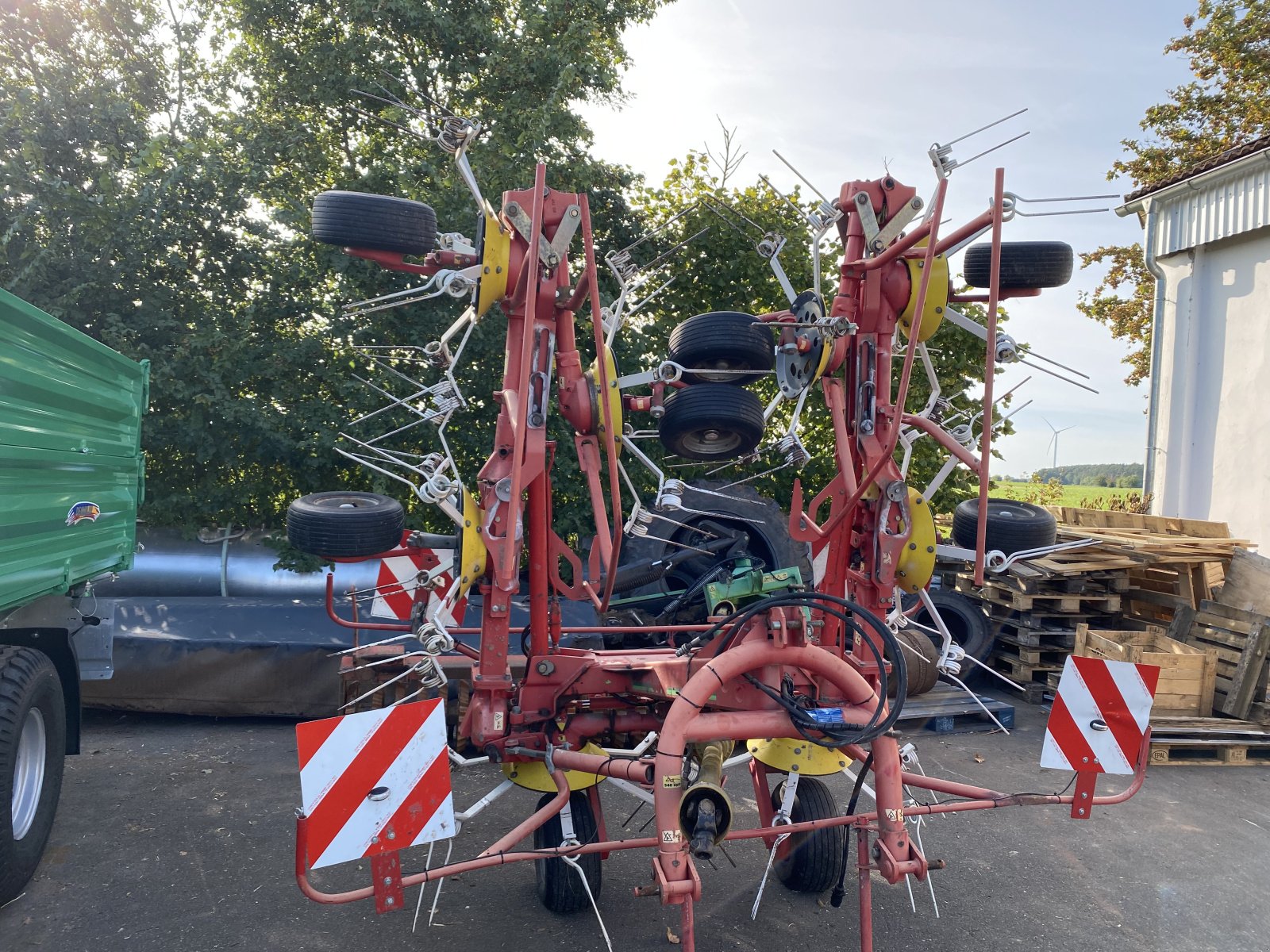 Kreiselheuer des Typs Pöttinger Eurohit 91 NZ, Gebrauchtmaschine in Hagenbüchach (Bild 1)