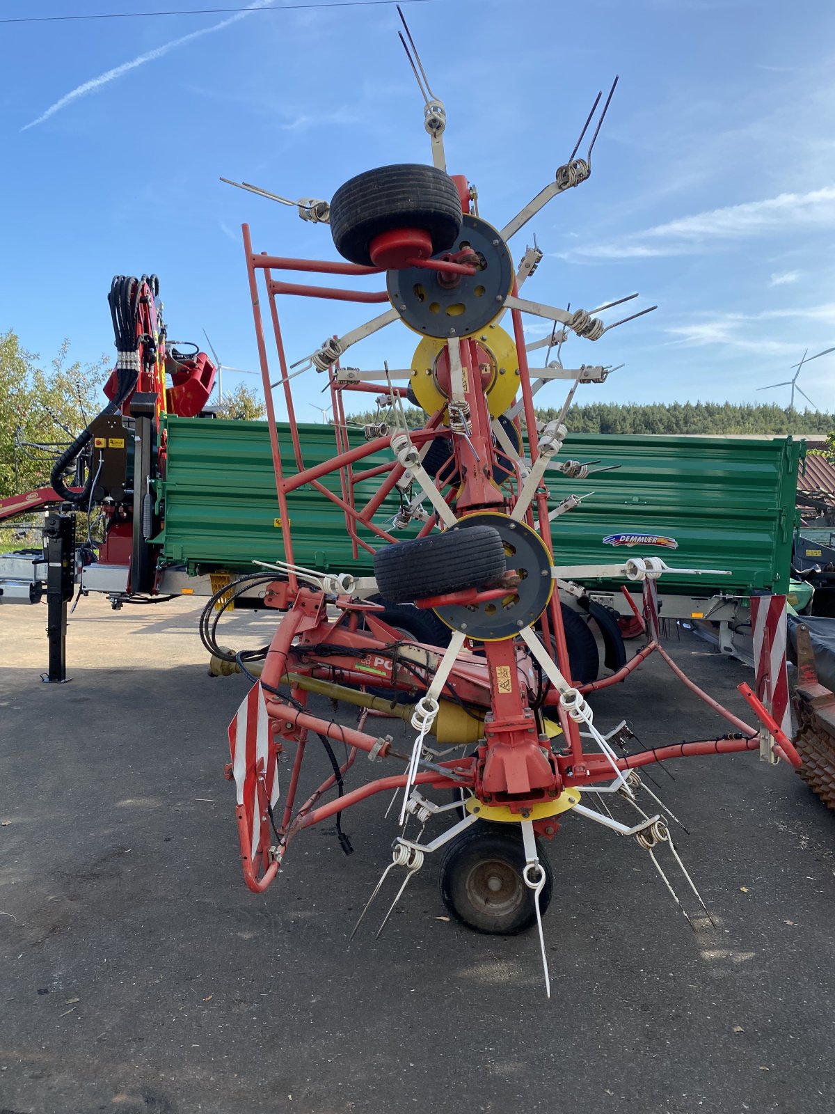 Kreiselheuer des Typs Pöttinger Eurohit 91 NZ, Gebrauchtmaschine in Hagenbüchach (Bild 2)