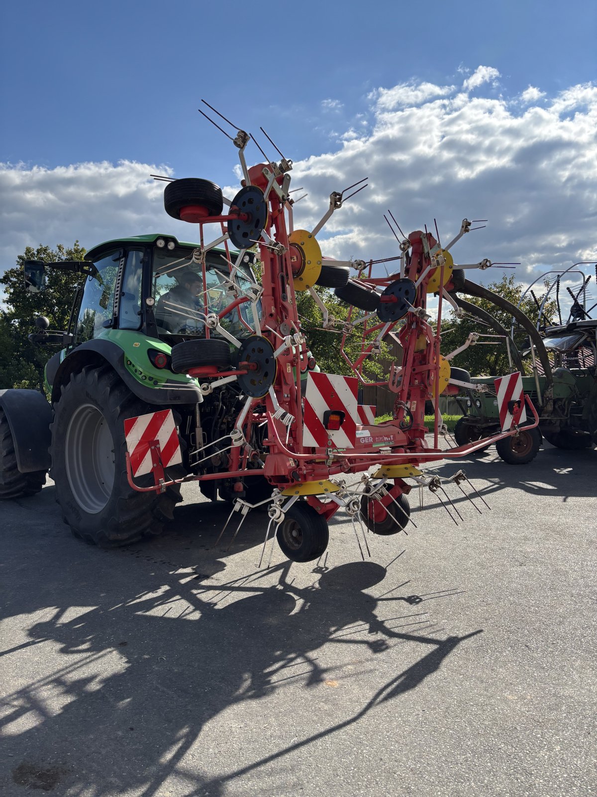 Kreiselheuer des Typs Pöttinger Eurohit 91 NZ, Gebrauchtmaschine in Hagenbüchach (Bild 8)