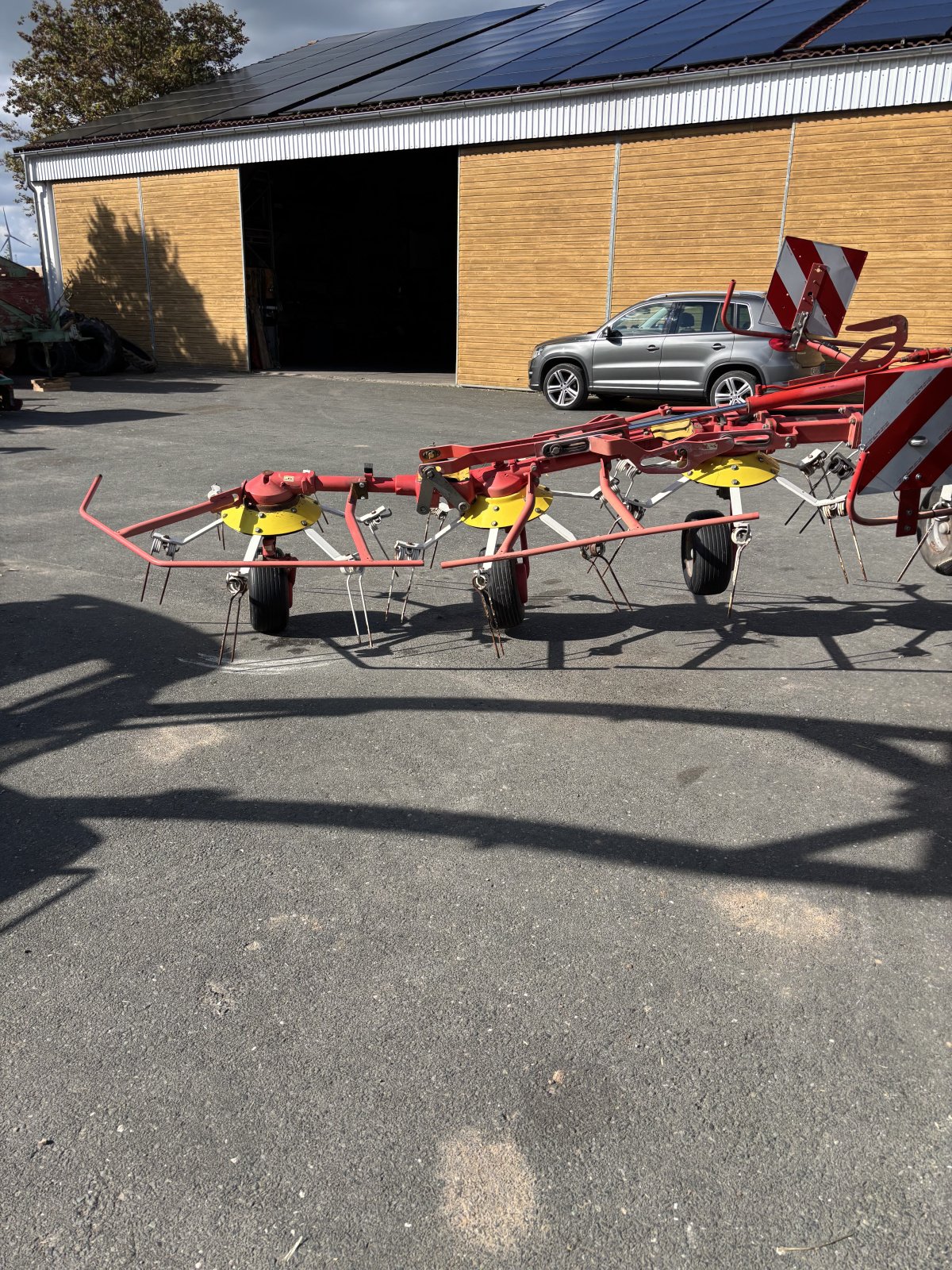 Kreiselheuer des Typs Pöttinger Eurohit 91 NZ, Gebrauchtmaschine in Hagenbüchach (Bild 15)