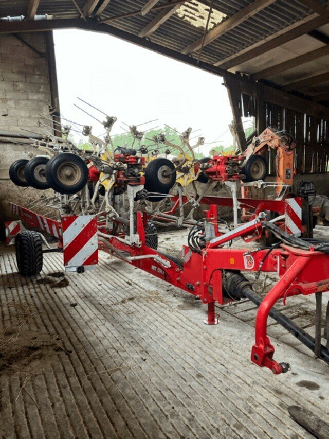 Kreiselheuer Türe ait Pöttinger FANEUSE HIT 12-14 T, Gebrauchtmaschine içinde Hauteroche (resim 2)