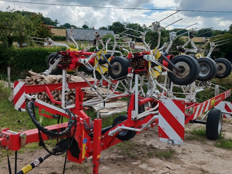 Kreiselheuer типа Pöttinger HIT 10.11, Gebrauchtmaschine в SAINT HILAIRE EN MORVAN (Фотография 1)