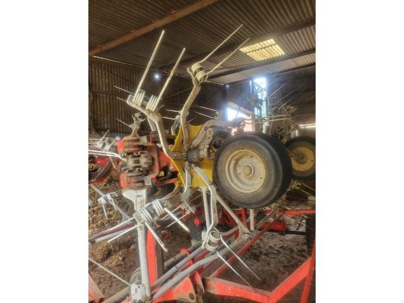 Kreiselheuer of the type Pöttinger HIT 12,14T, Gebrauchtmaschine in BRAY en Val (Picture 5)