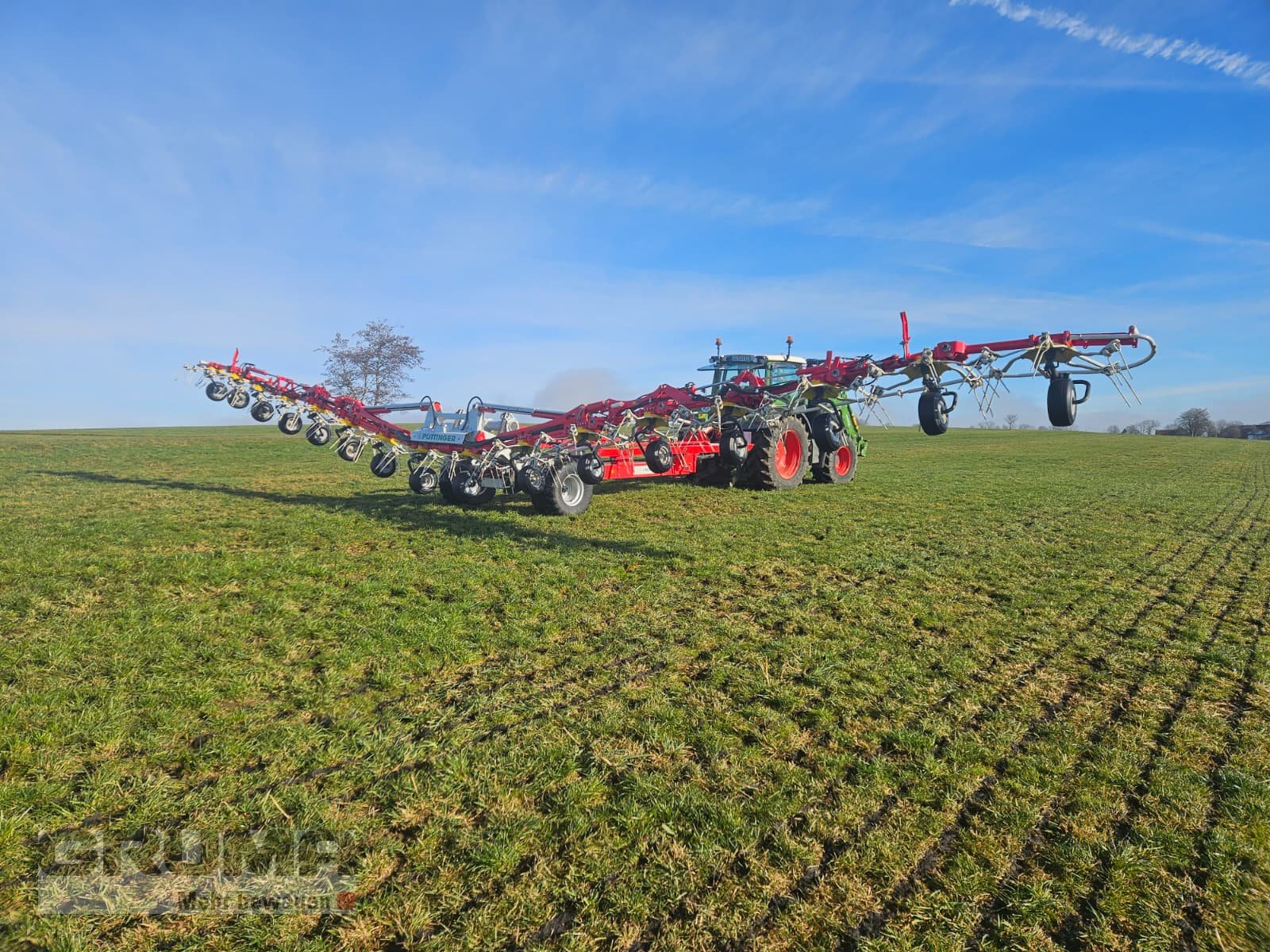 Kreiselheuer typu Pöttinger HIT 16.18T, Gebrauchtmaschine v Germaringen (Obrázek 2)