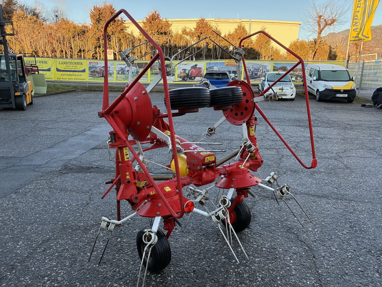 Kreiselheuer typu Pöttinger Hit 40 N, Gebrauchtmaschine v Villach (Obrázok 6)