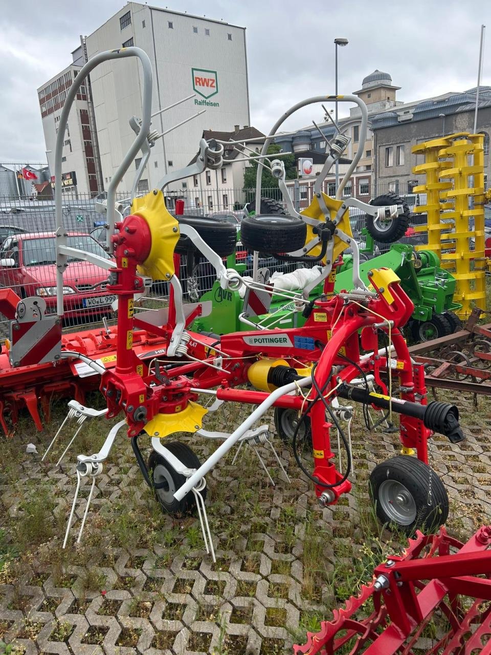 Kreiselheuer tip Pöttinger HIT 4.47, Neumaschine in Worms (Poză 1)