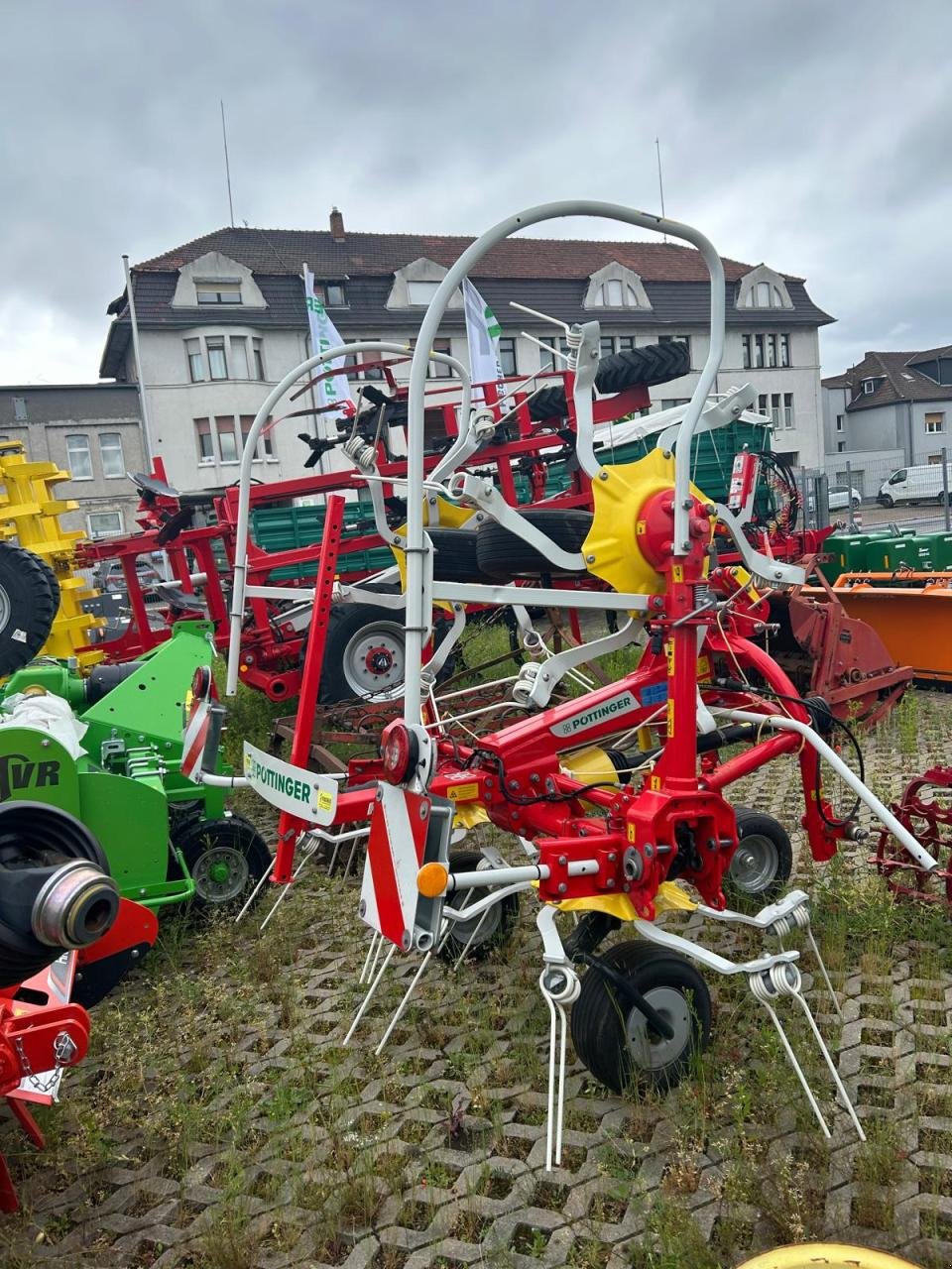 Kreiselheuer tip Pöttinger HIT 4.47, Neumaschine in Worms (Poză 2)