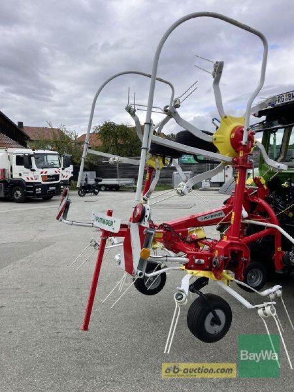 Kreiselheuer des Typs Pöttinger HIT 4.54, Gebrauchtmaschine in Straubing (Bild 4)