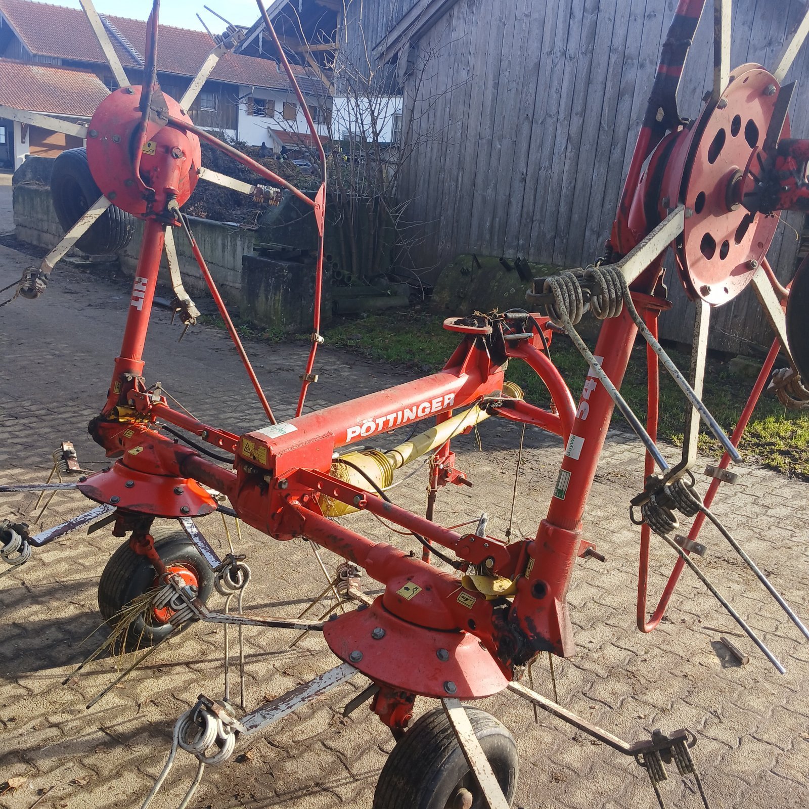 Kreiselheuer typu Pöttinger Hit 54 N, Gebrauchtmaschine v Laufen (Obrázek 1)