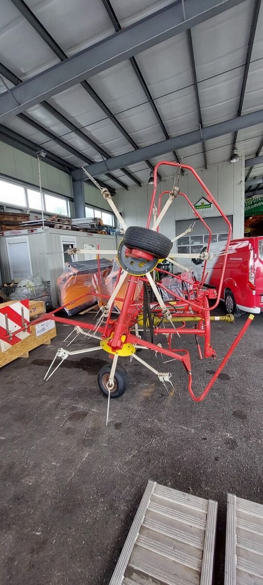 Kreiselheuer des Typs Pöttinger HIT 58 NZ, Gebrauchtmaschine in Bergheim (Bild 3)