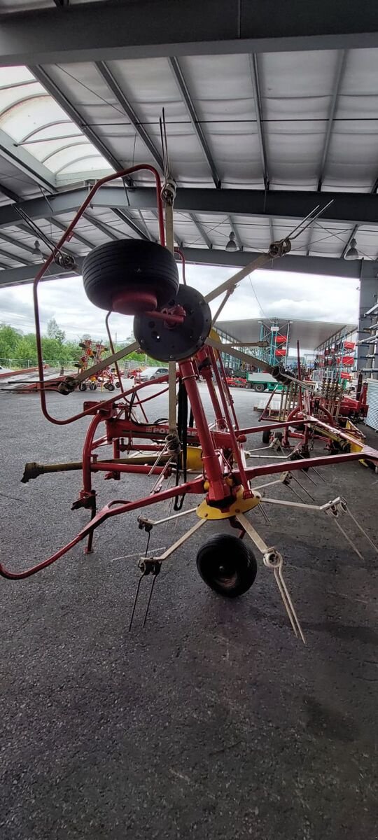 Kreiselheuer des Typs Pöttinger HIT 58 NZ, Gebrauchtmaschine in Bergheim (Bild 1)