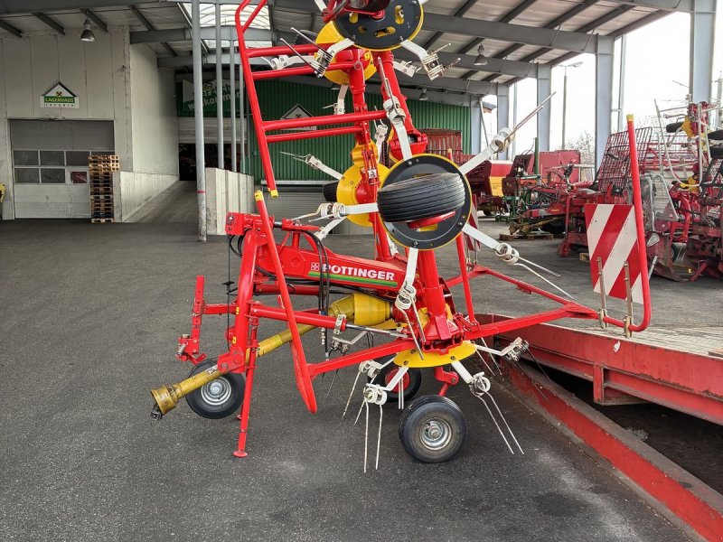 Kreiselheuer of the type Pöttinger Hit 610 NZ, Gebrauchtmaschine in Bergheim