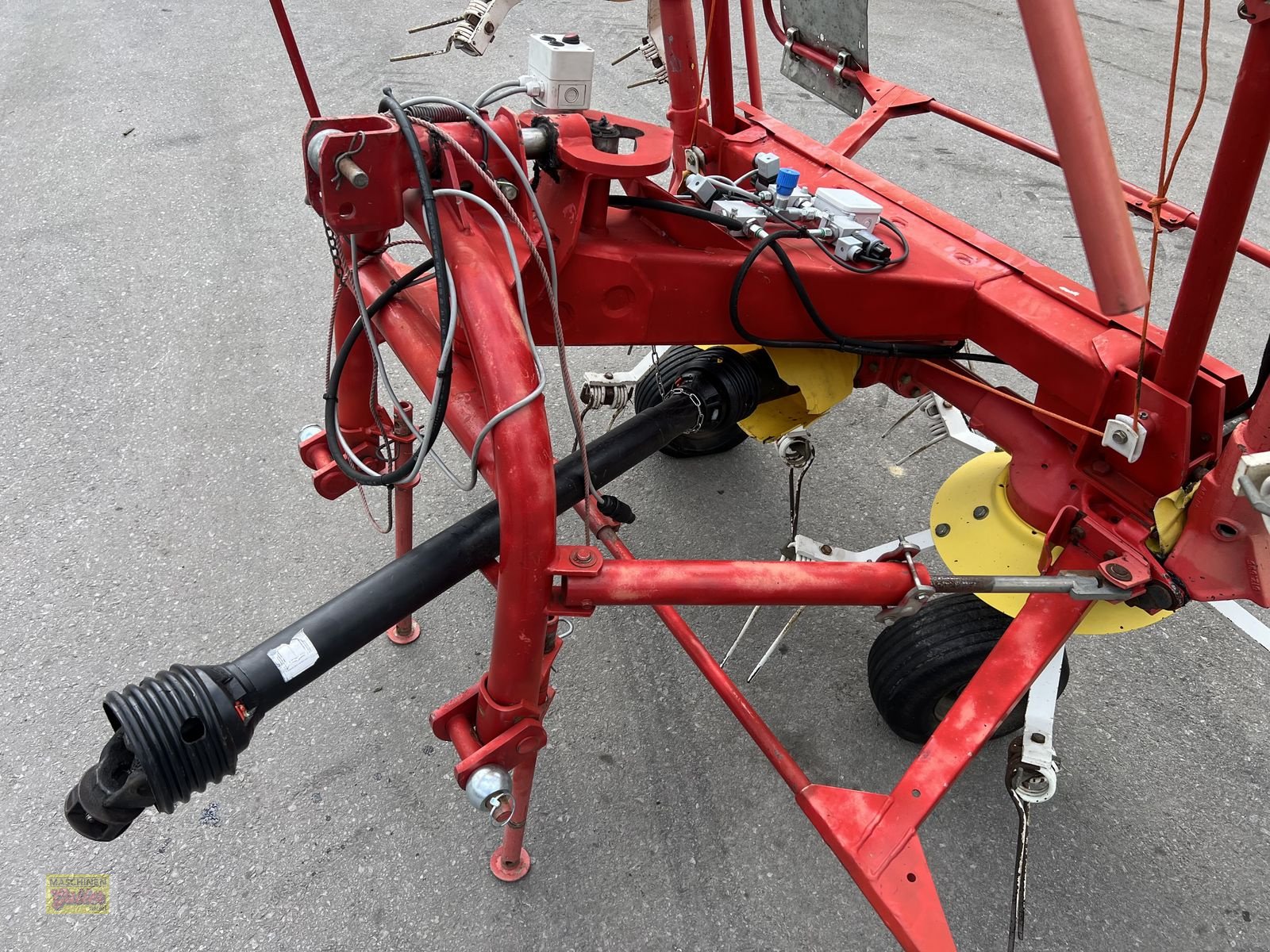 Kreiselheuer Türe ait Pöttinger HIT 610 NZ, Gebrauchtmaschine içinde Kötschach (resim 11)