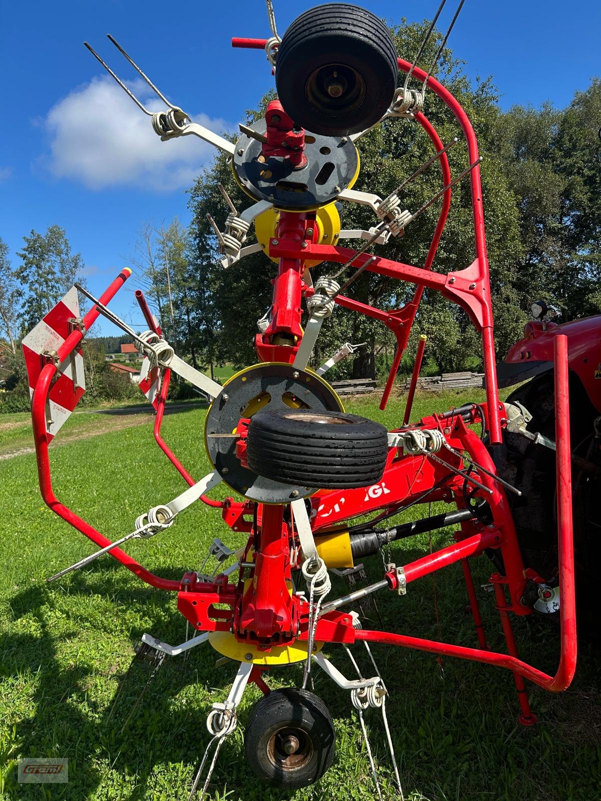 Kreiselheuer des Typs Pöttinger Hit 610, Gebrauchtmaschine in Kößlarn (Bild 4)