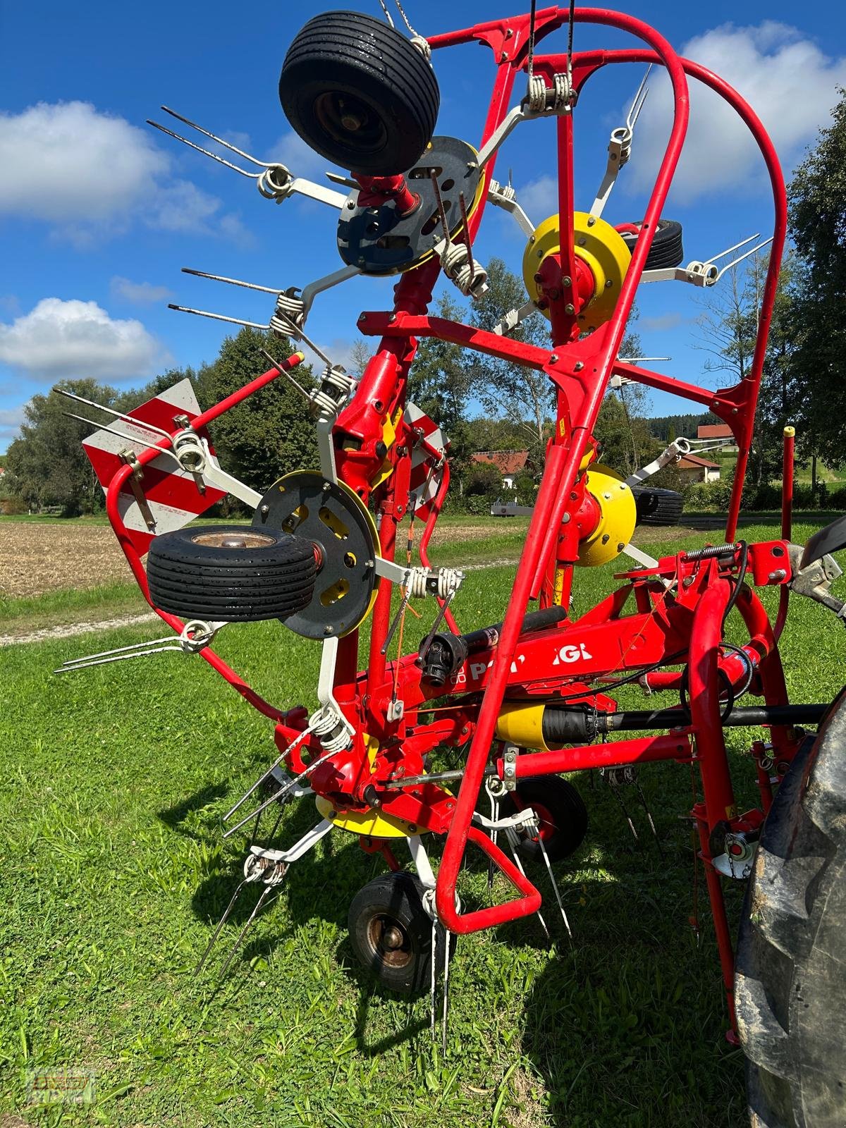 Kreiselheuer des Typs Pöttinger Hit 610, Gebrauchtmaschine in Kößlarn (Bild 5)