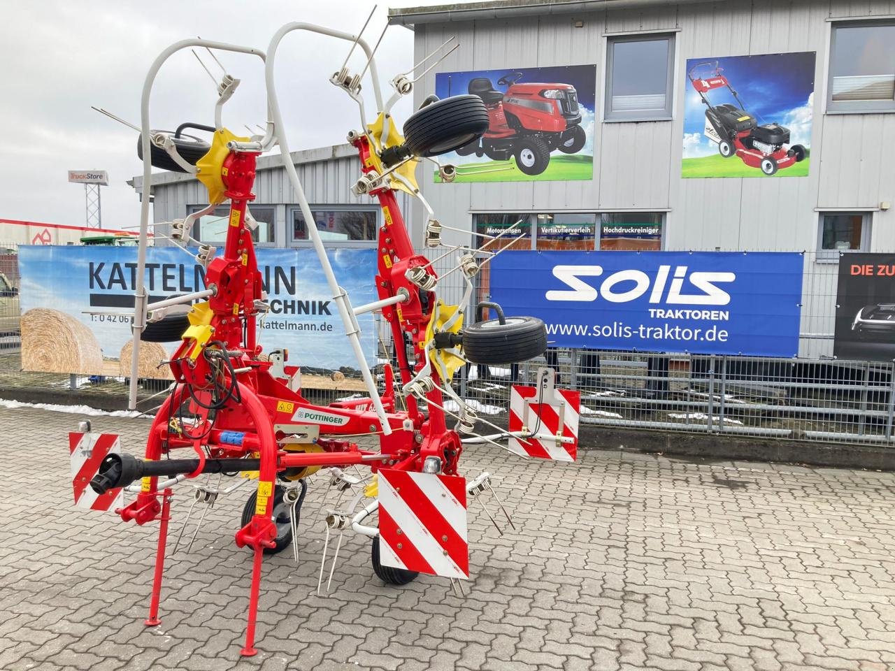 Kreiselheuer a típus Pöttinger Hit 6.61 Modeljahr 2017, Gebrauchtmaschine ekkor: Stuhr (Kép 1)