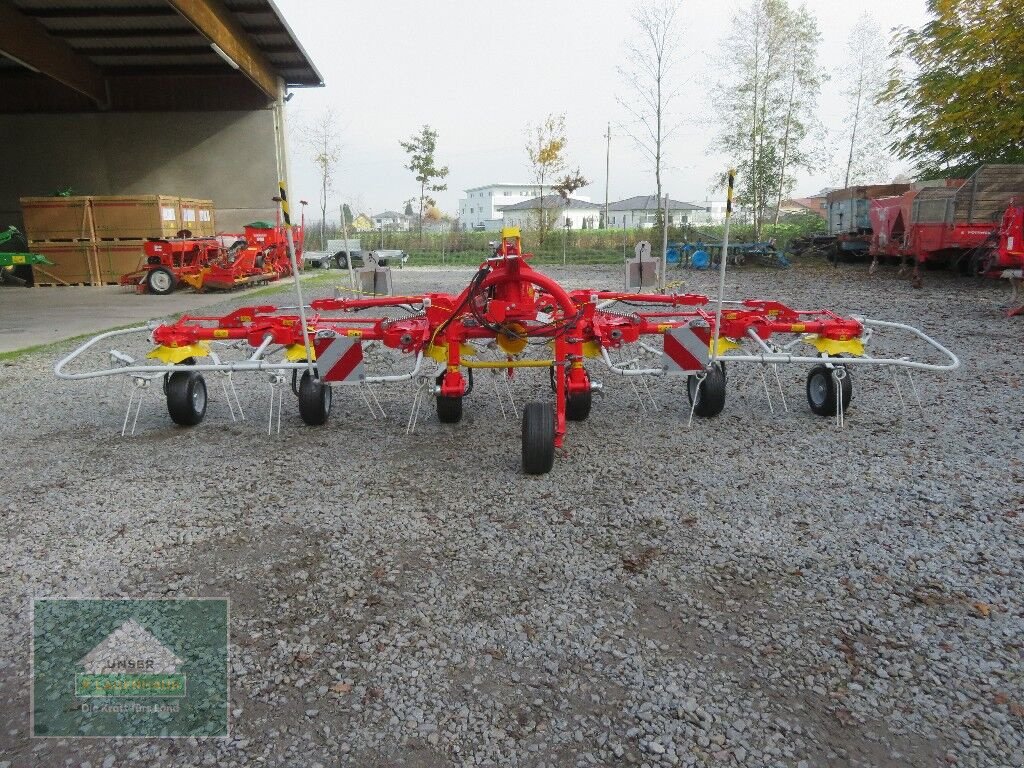 Kreiselheuer des Typs Pöttinger Hit 6.61, Neumaschine in Hofkirchen (Bild 3)