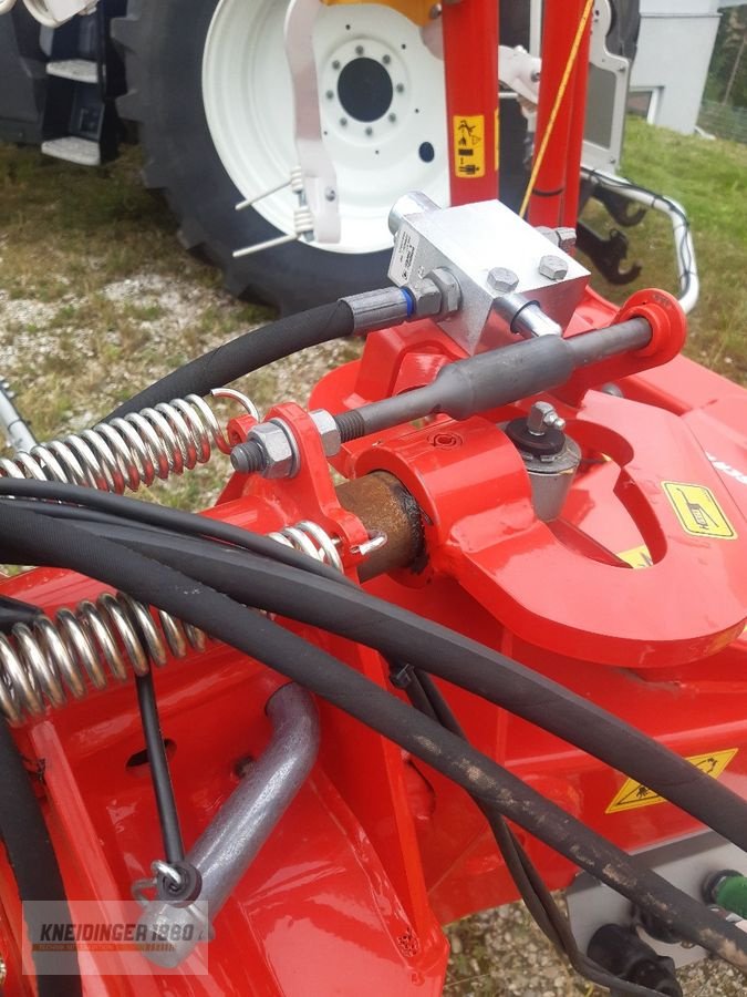 Kreiselheuer des Typs Pöttinger Hit 6.69, Neumaschine in Altenfelden (Bild 6)