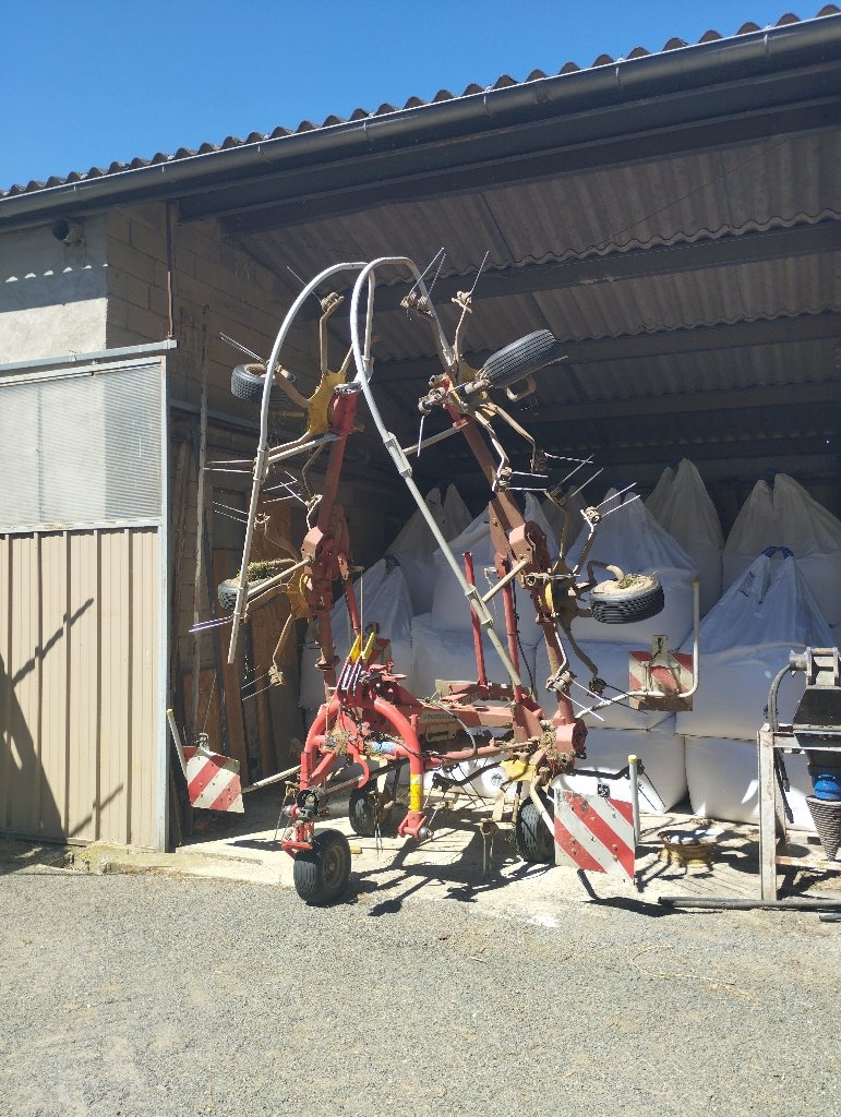 Kreiselheuer of the type Pöttinger HIT 6.80, Gebrauchtmaschine in Calmont (Picture 2)