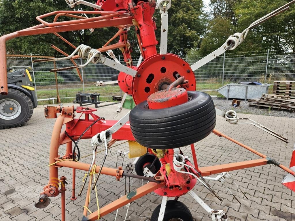 Kreiselheuer Türe ait Pöttinger HIT 69 N-Z, Gebrauchtmaschine içinde Neuenkirchen-Vörden (resim 13)