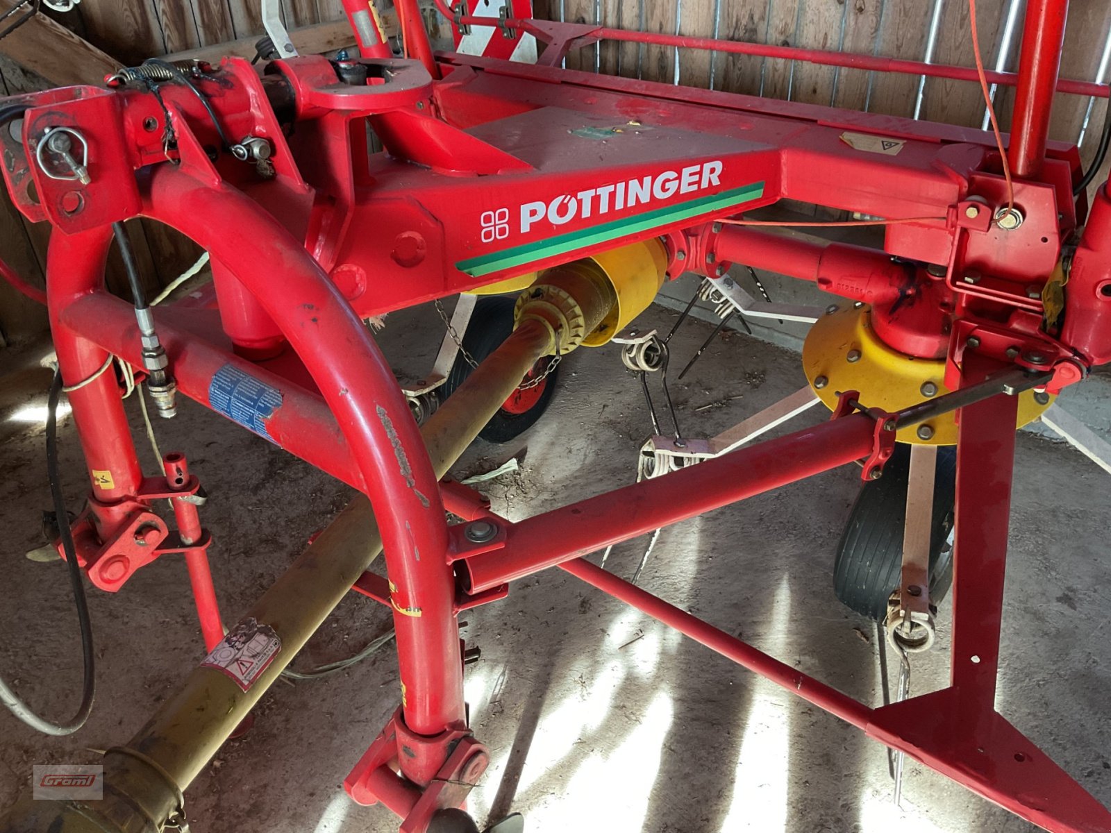 Kreiselheuer του τύπου Pöttinger Hit 69 N, Gebrauchtmaschine σε Kößlarn (Φωτογραφία 2)