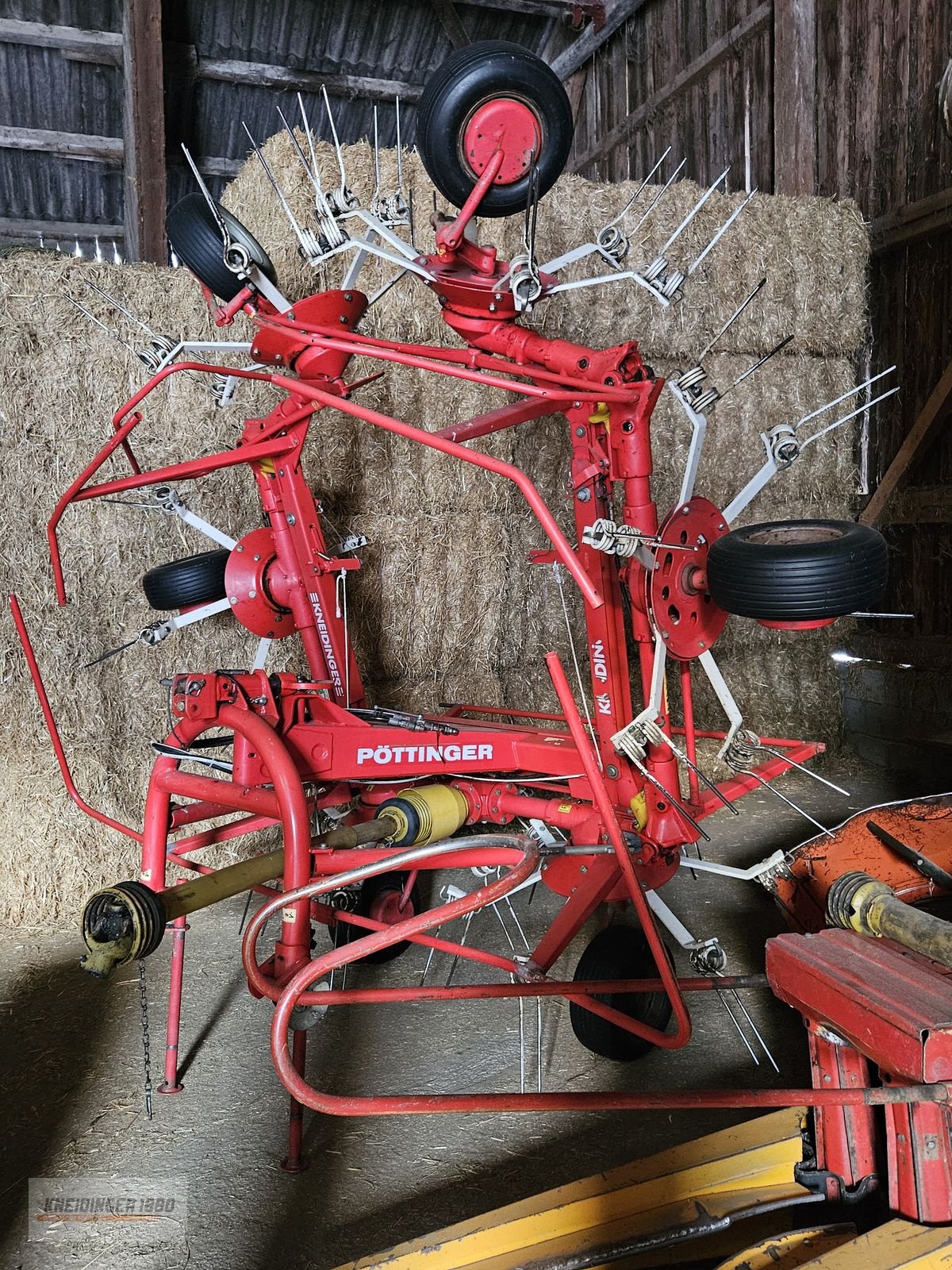 Kreiselheuer tip Pöttinger Hit 69 nz, Gebrauchtmaschine in Altenfelden (Poză 2)