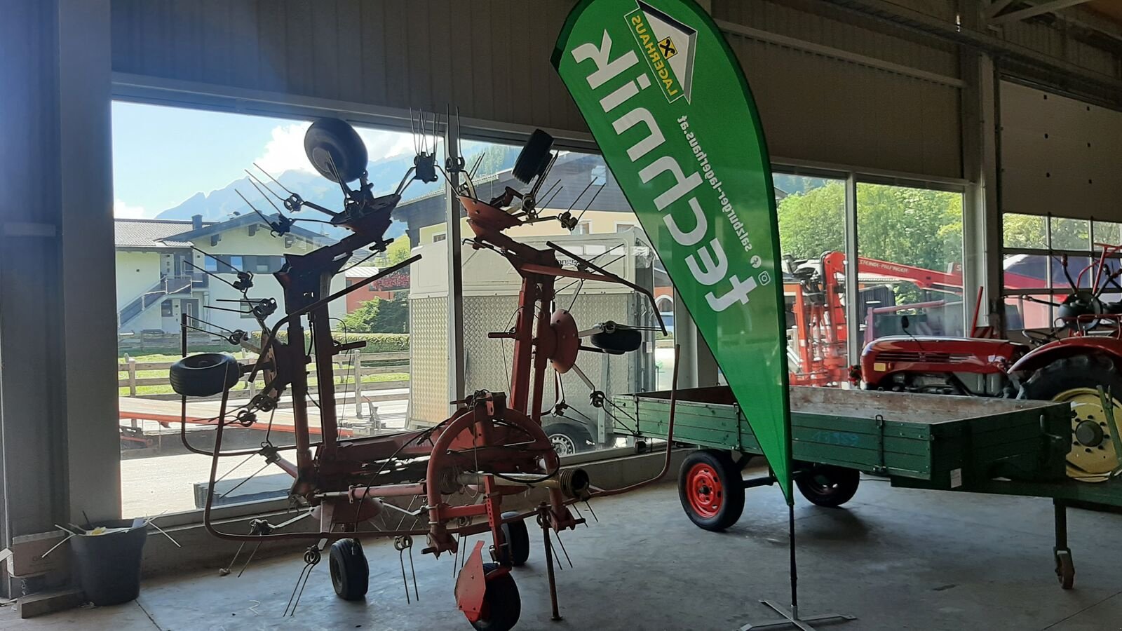 Kreiselheuer of the type Pöttinger Hit 69 NZ, Gebrauchtmaschine in Bruck (Picture 1)