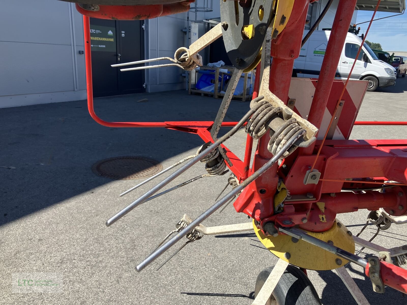 Kreiselheuer of the type Pöttinger HIT 69 NZ, Gebrauchtmaschine in Redlham (Picture 10)