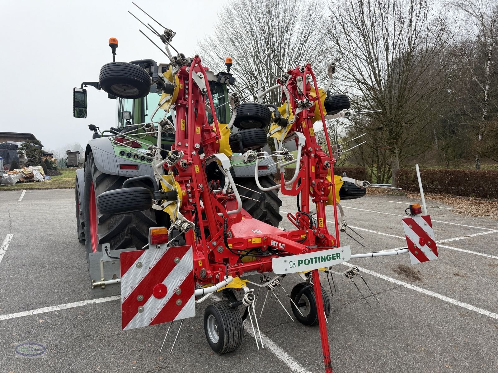 Kreiselheuer des Typs Pöttinger HIT 8,81, Gebrauchtmaschine in Münzkirchen (Bild 4)