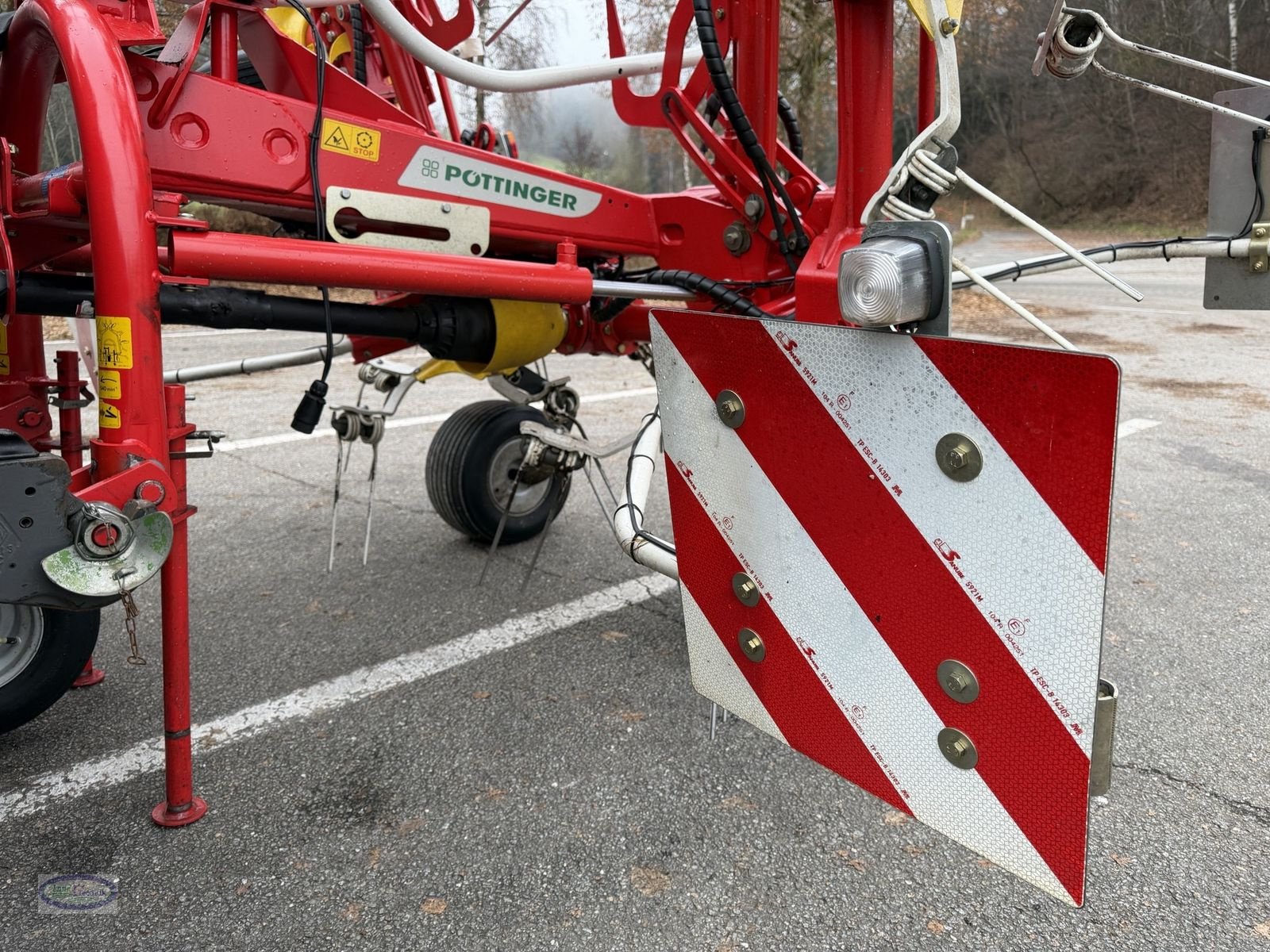 Kreiselheuer des Typs Pöttinger HIT 8,81, Gebrauchtmaschine in Münzkirchen (Bild 14)