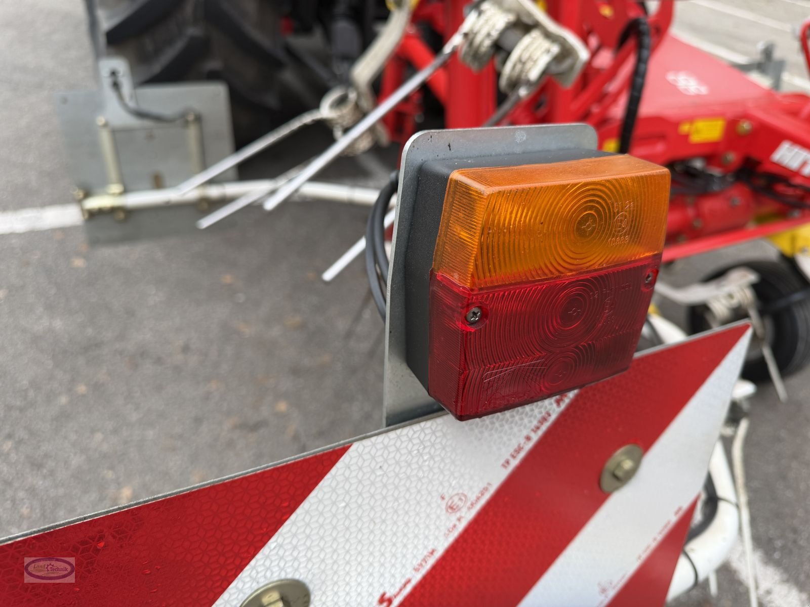 Kreiselheuer des Typs Pöttinger HIT 8,81, Gebrauchtmaschine in Münzkirchen (Bild 12)