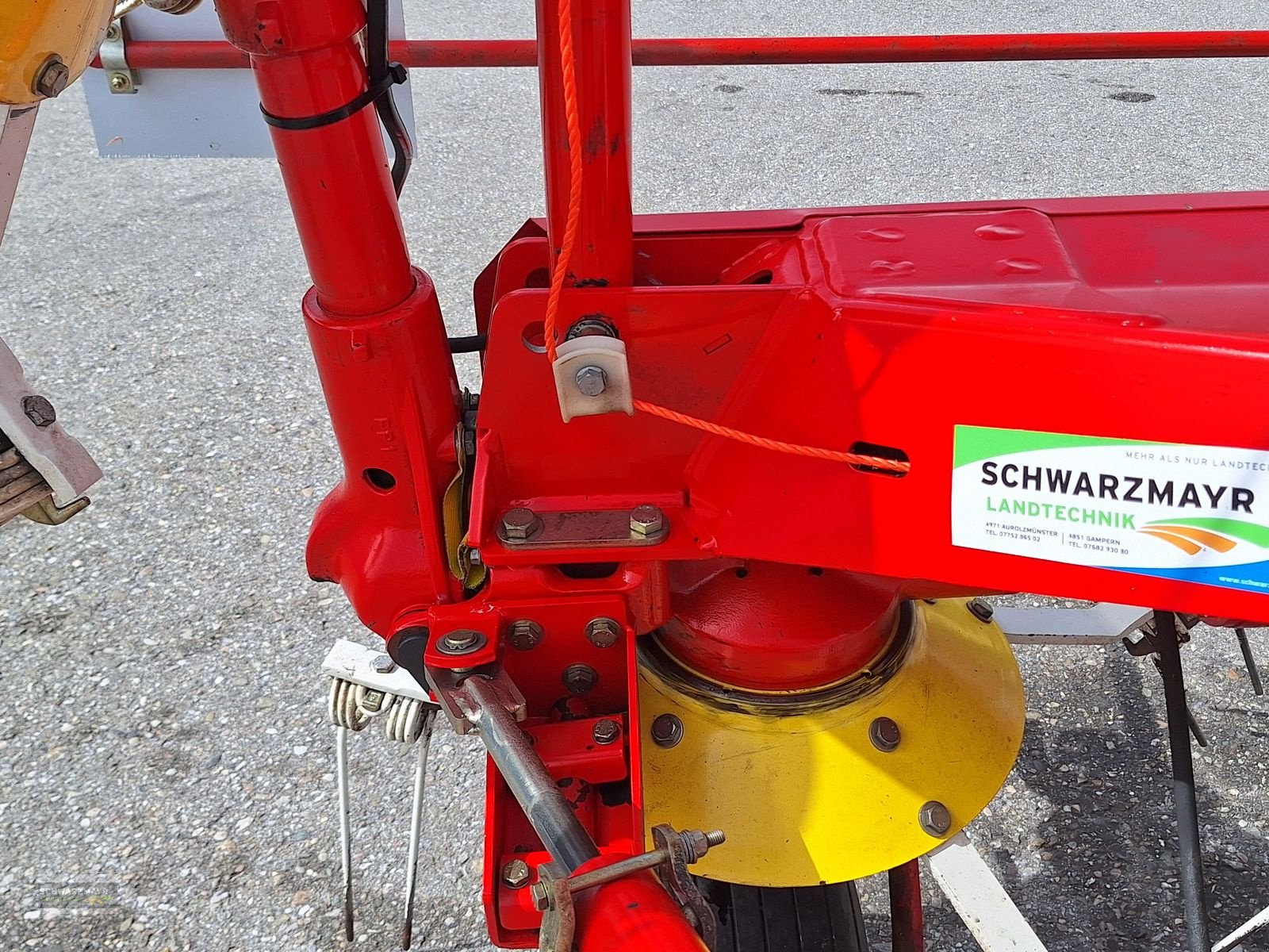 Kreiselheuer Türe ait Pöttinger Hit 810 N, Neumaschine içinde Gampern (resim 10)