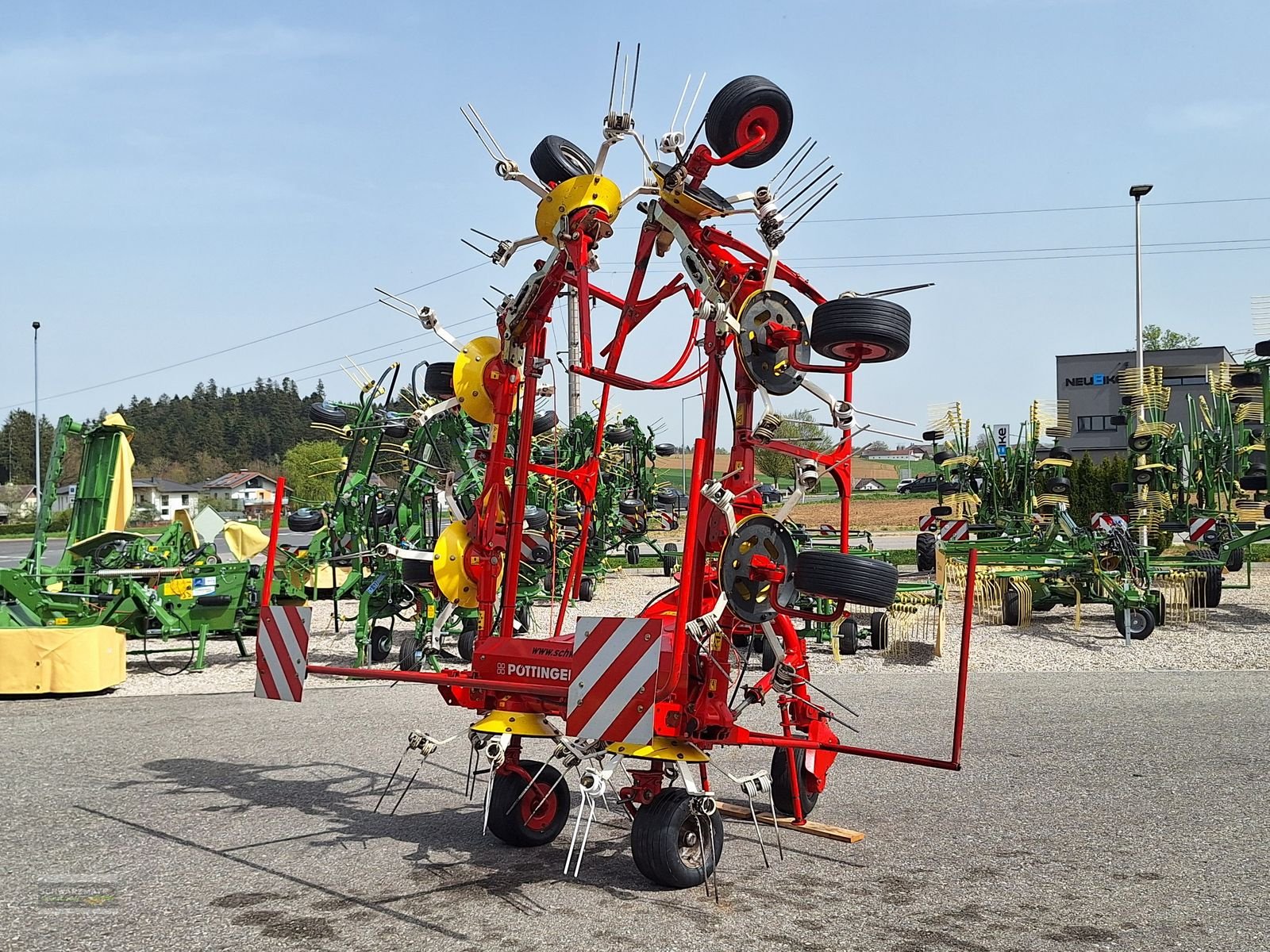 Kreiselheuer typu Pöttinger Hit 810 N, Gebrauchtmaschine v Gampern (Obrázok 3)