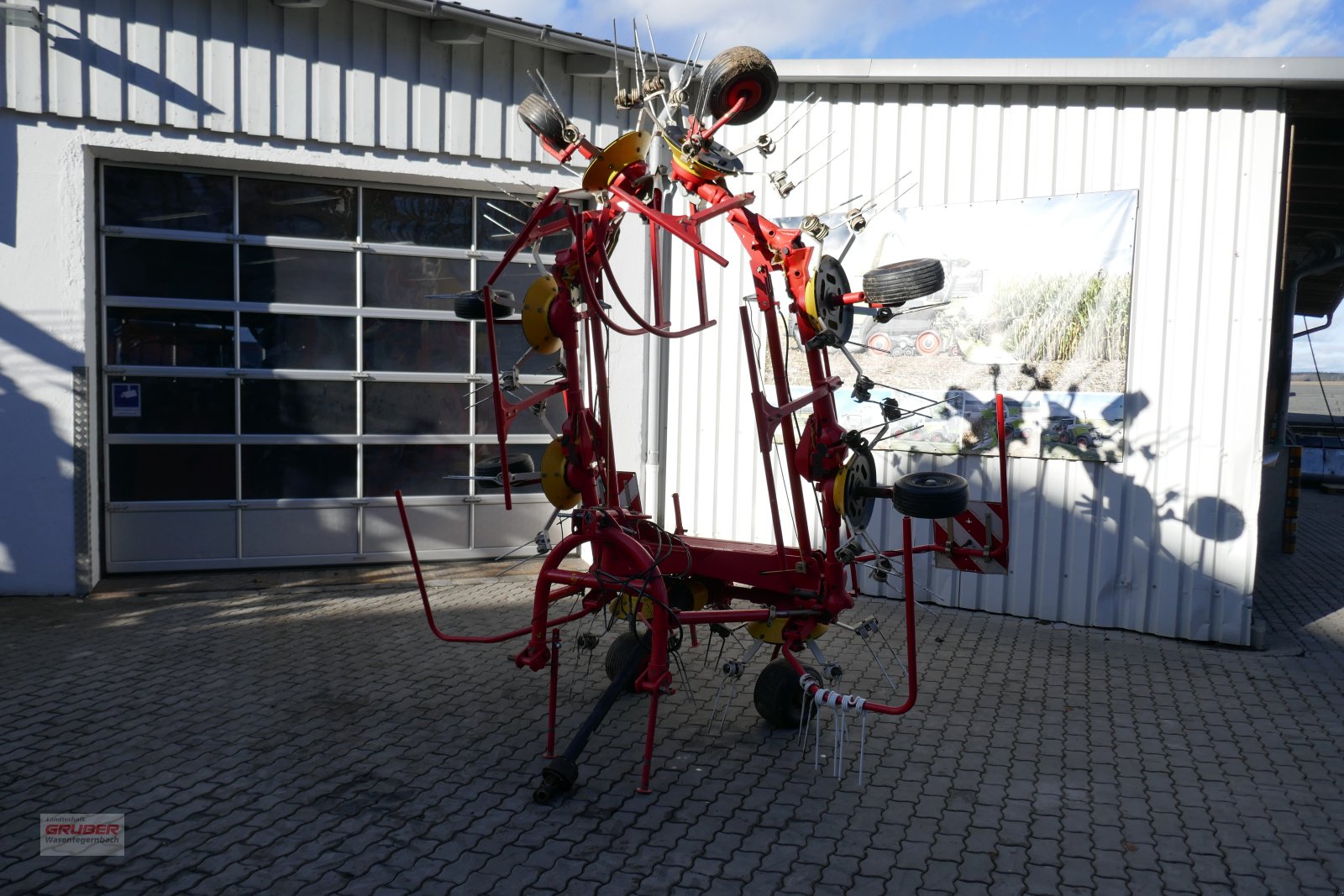 Kreiselheuer des Typs Pöttinger Hit 810 NZ, Gebrauchtmaschine in Dorfen (Bild 3)