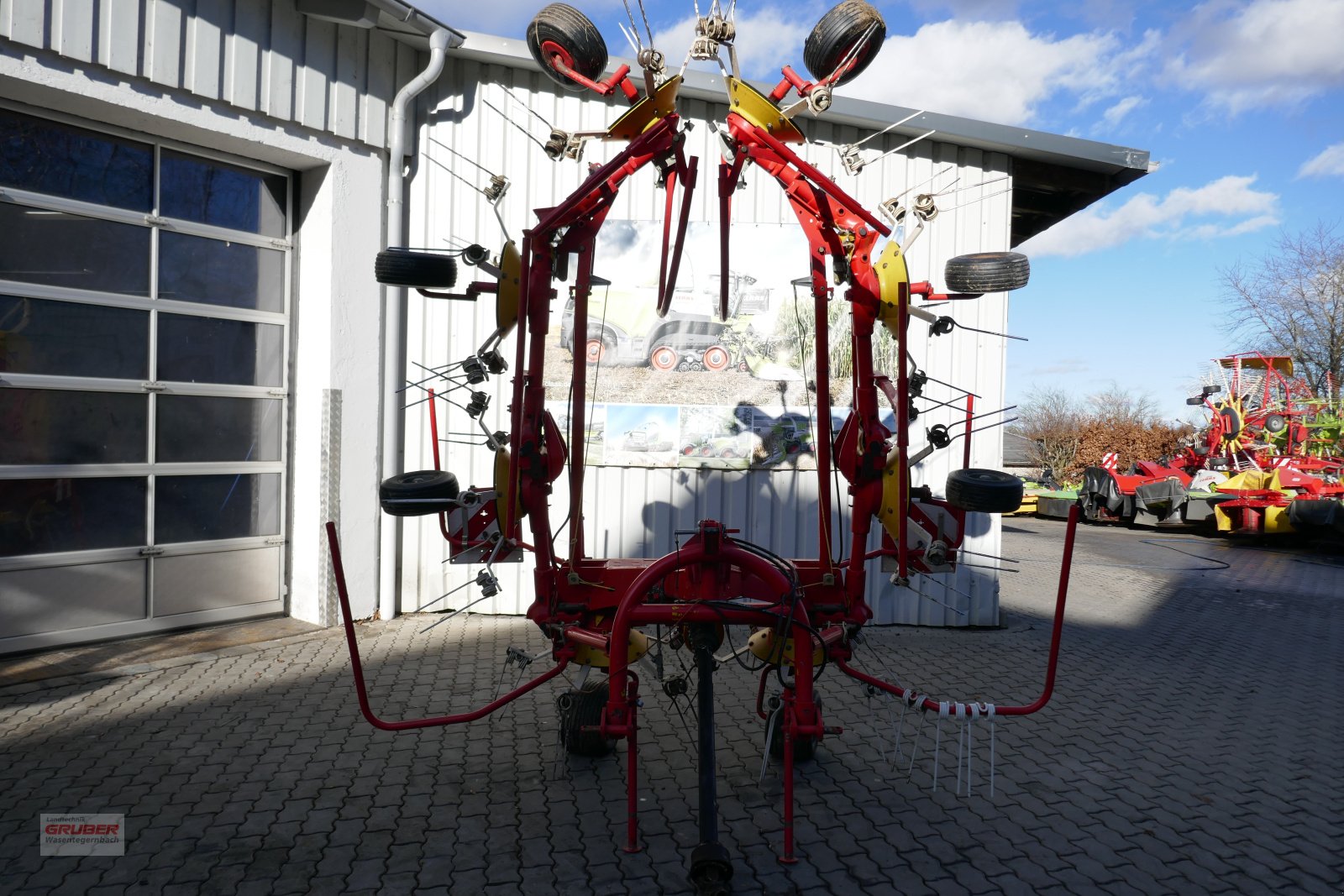 Kreiselheuer des Typs Pöttinger Hit 810 NZ, Gebrauchtmaschine in Dorfen (Bild 4)