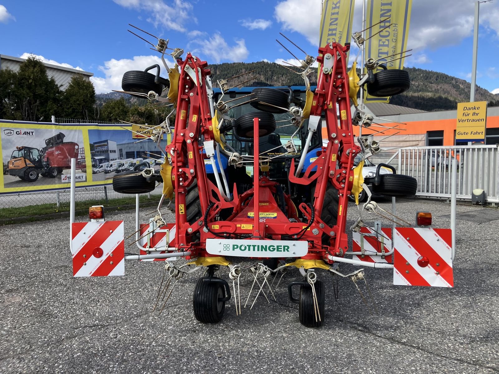 Kreiselheuer Türe ait Pöttinger HIT 8.81, Gebrauchtmaschine içinde Villach (resim 2)