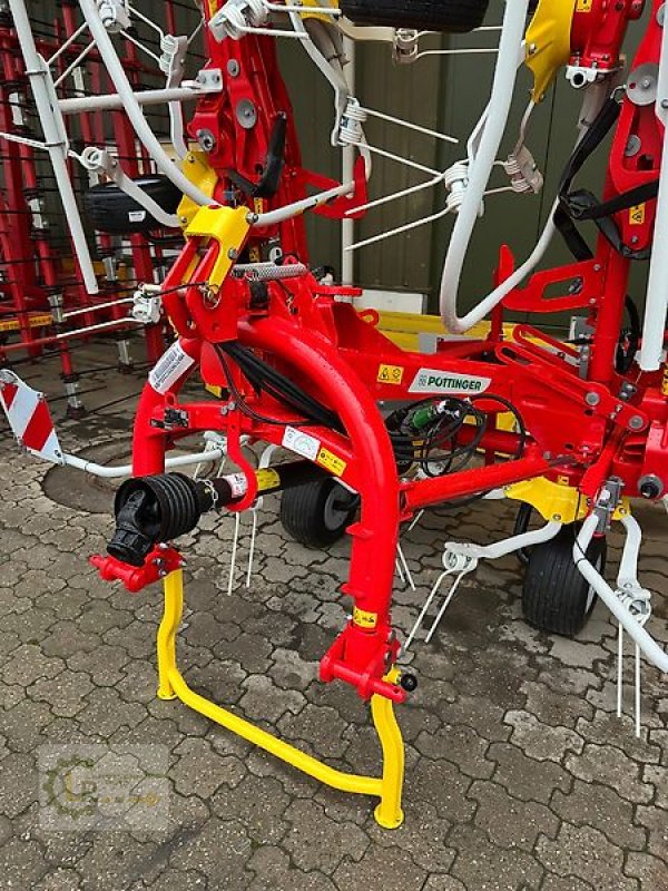 Kreiselheuer des Typs Pöttinger Hit 8.91 Hydrolift, Neumaschine in Zülpich (Bild 6)