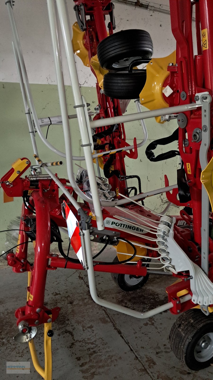 Kreiselheuer Türe ait Pöttinger Hit 8.91, Neumaschine içinde Calw  (resim 1)