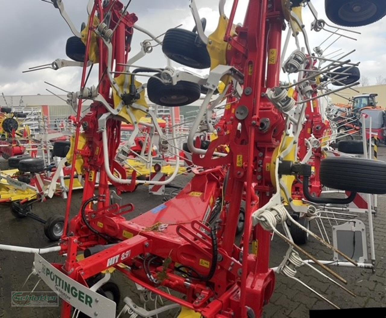 Kreiselheuer des Typs Pöttinger HIT 8.91, Gebrauchtmaschine in Idstein-Wörsdorf (Bild 2)