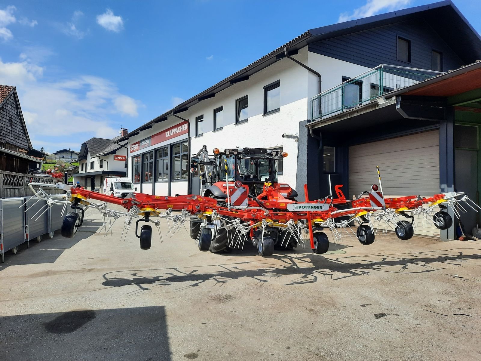 Kreiselheuer of the type Pöttinger Hit 8.91, Neumaschine in Berndorf (Picture 4)