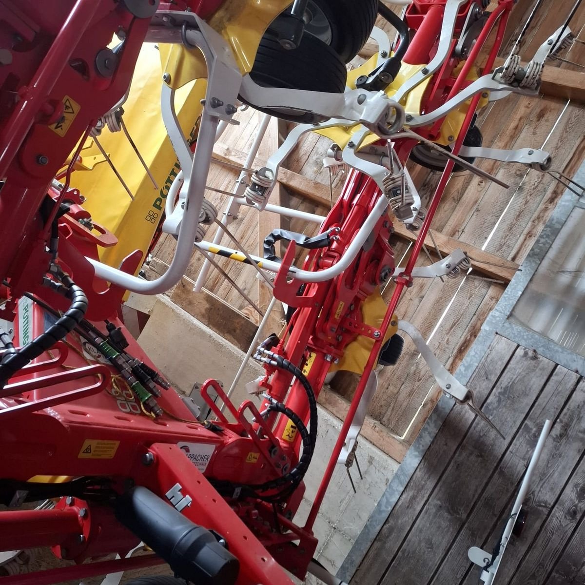 Kreiselheuer типа Pöttinger Hit 8.91, Gebrauchtmaschine в Berndorf (Фотография 3)