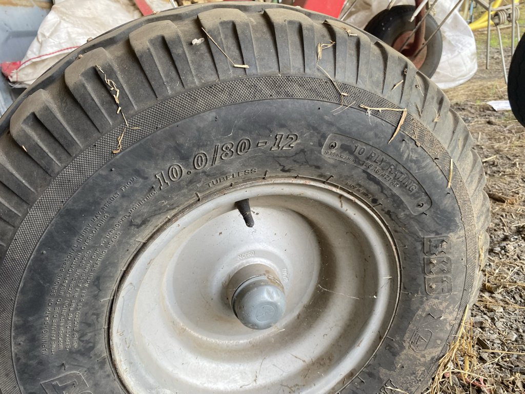 Kreiselheuer des Typs Pöttinger HIT 910 A, Gebrauchtmaschine in SAINT FLOUR (Bild 8)