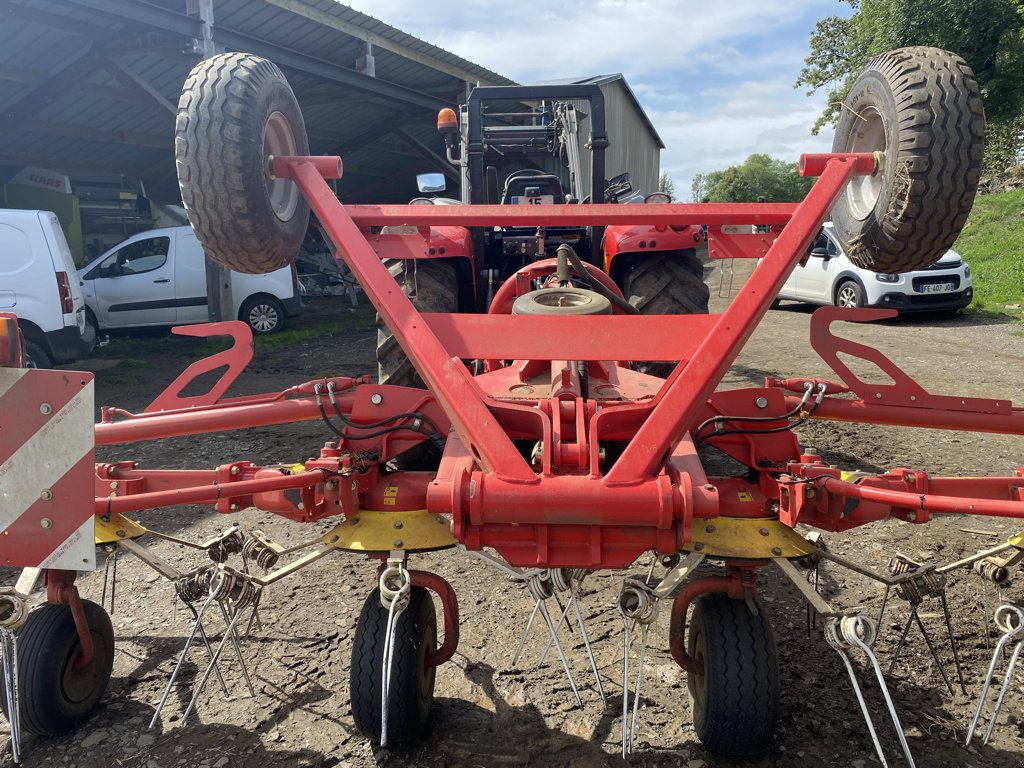 Kreiselheuer des Typs Pöttinger HIT 910 A, Gebrauchtmaschine in SAINT FLOUR (Bild 9)