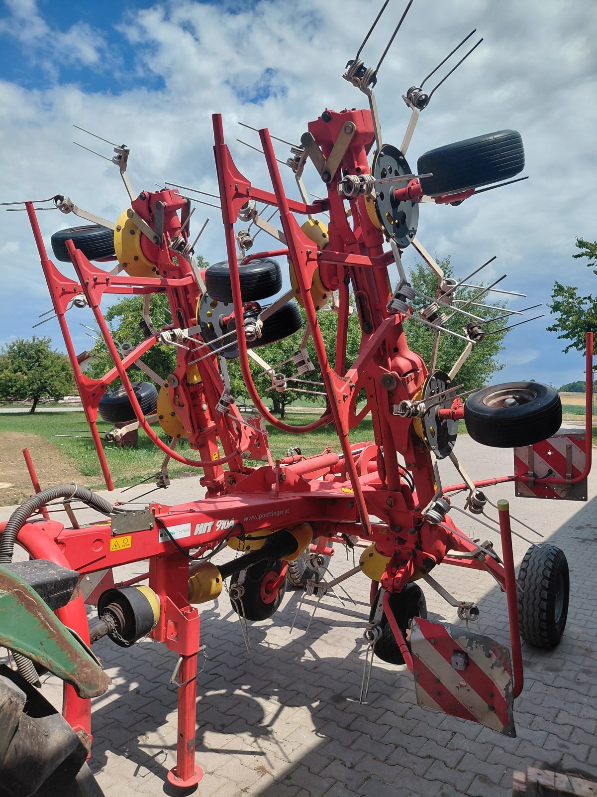 Kreiselheuer typu Pöttinger Hit 910 A, Gebrauchtmaschine v Emmering  (Obrázek 1)
