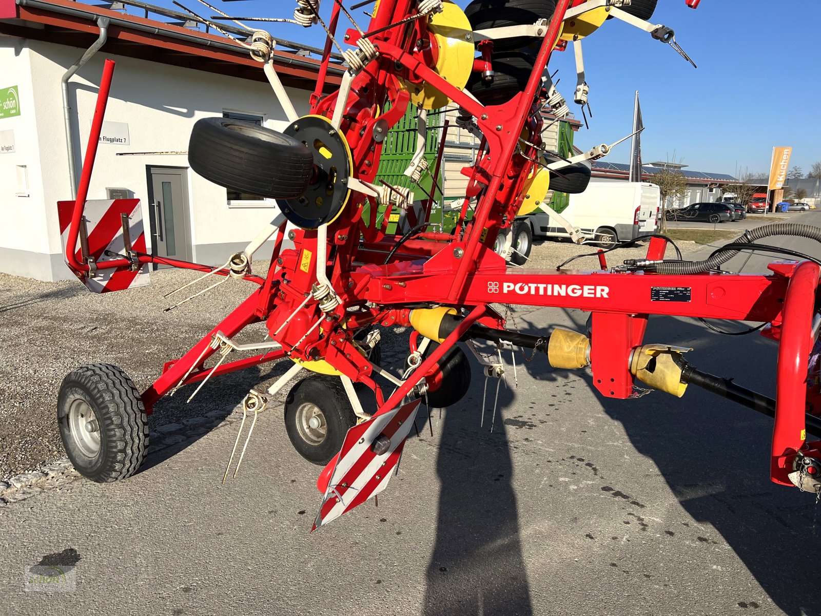 Kreiselheuer typu Pöttinger Hit 910 AZ - ein 8-er Kreiselheuer mit hydraulisch-klappbarem Transportfahrgestell, Gebrauchtmaschine v Burgrieden (Obrázek 19)