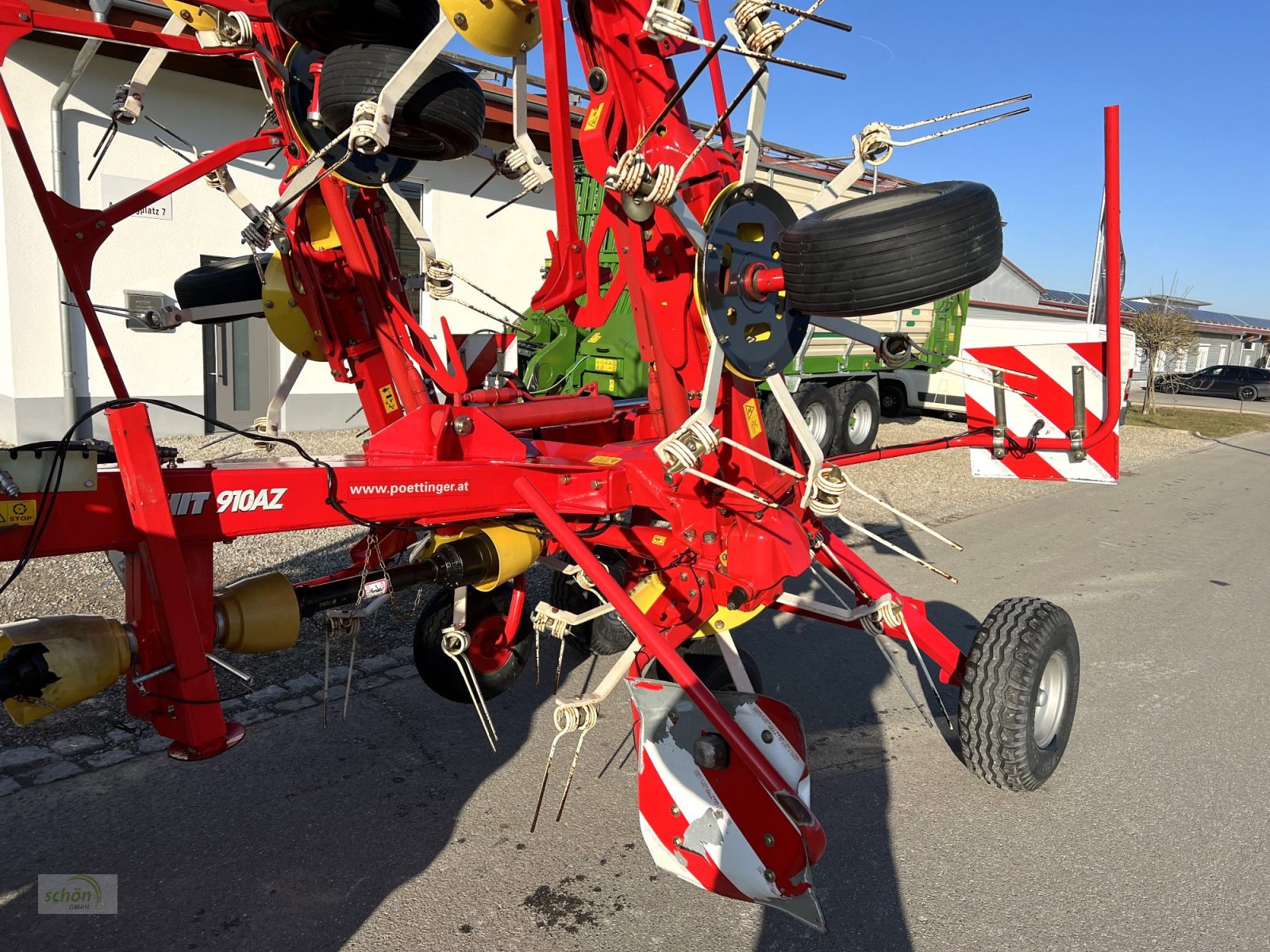 Kreiselheuer типа Pöttinger Hit 910 AZ - ein 8-er Kreiselheuer mit hydraulisch-klappbarem Transportfahrgestell, Gebrauchtmaschine в Burgrieden (Фотография 7)