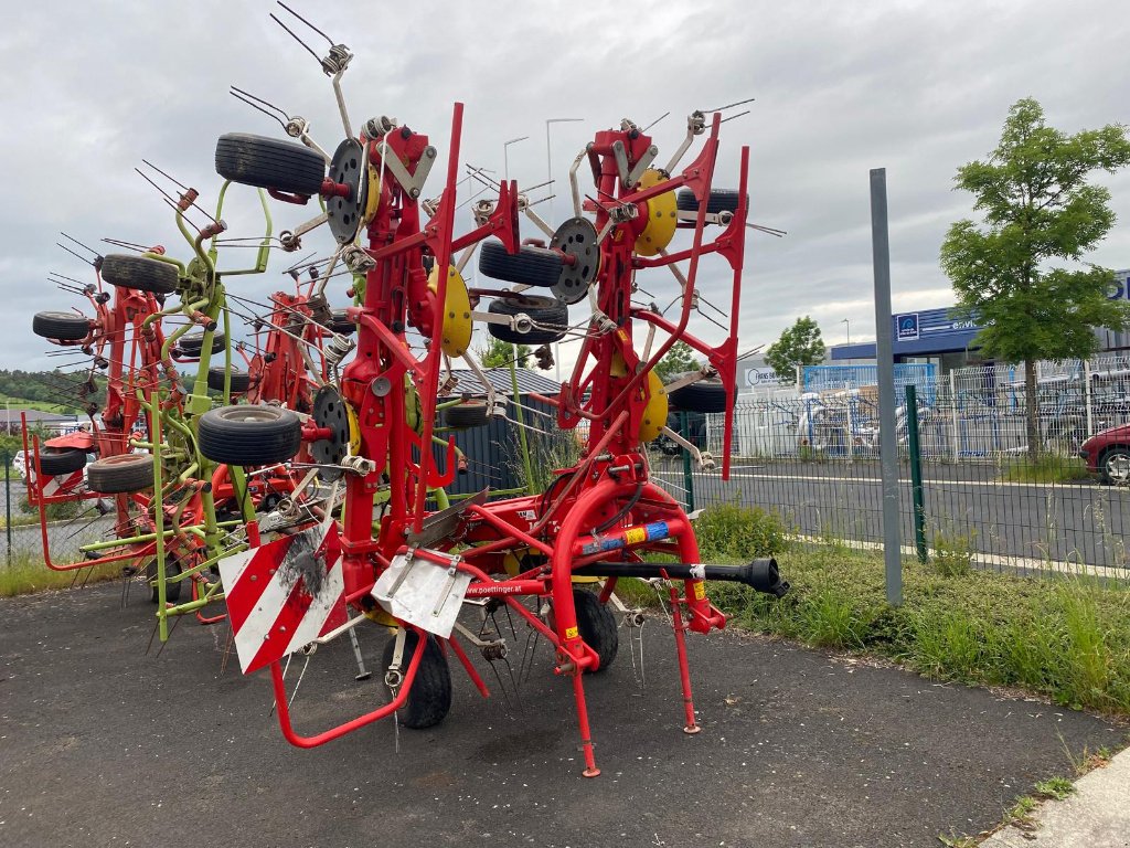 Kreiselheuer typu Pöttinger HIT 910 N, Gebrauchtmaschine v SAINT FLOUR (Obrázek 1)